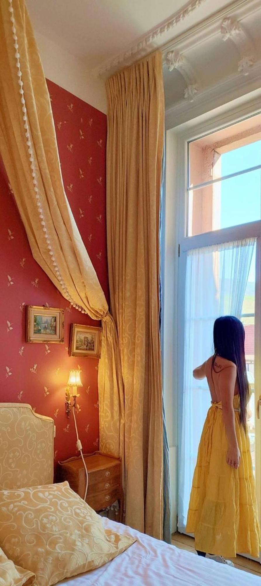 Hotel Le Manoir บาร์ ภายนอก รูปภาพ